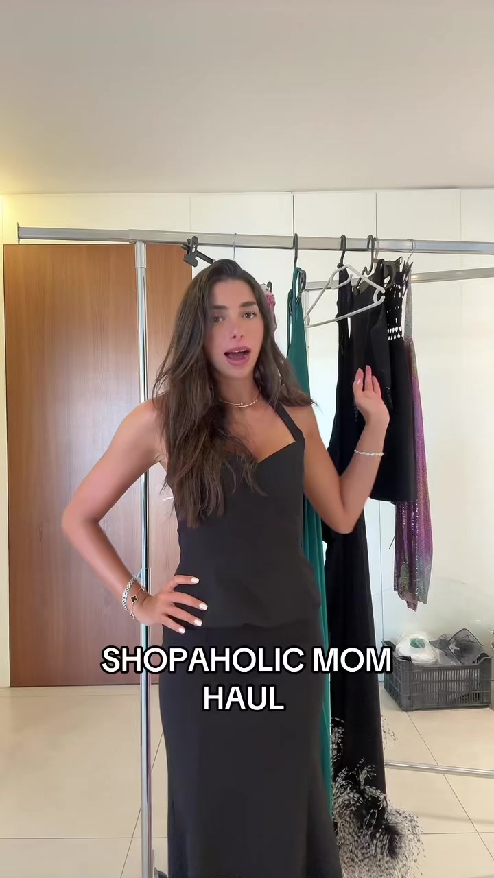 @Reina Aris