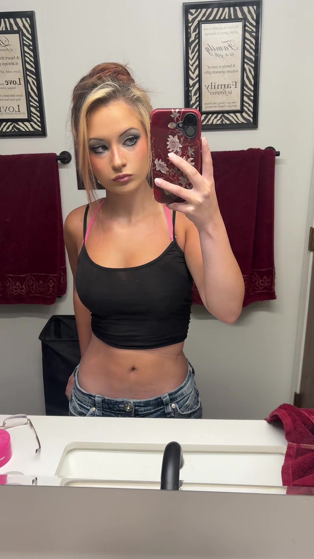@𝐙𝐨𝐞𝐲 𝐒 🧟&zwj;♀️