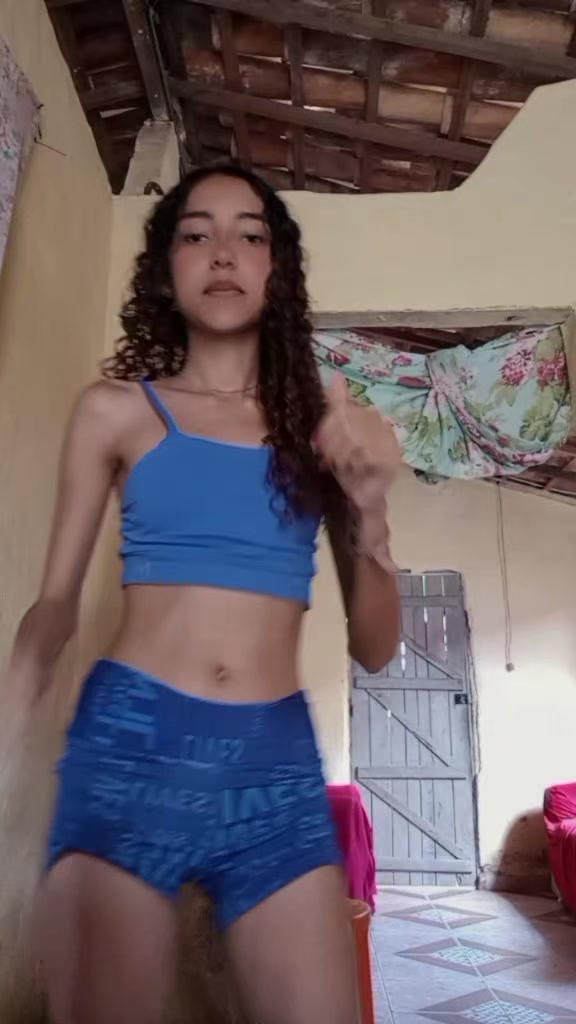 @clesiaoliveira_