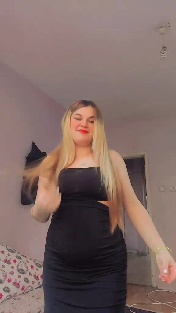 @Dlux23