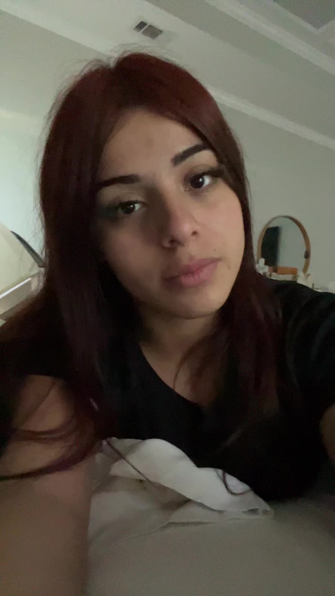 @Alondra.