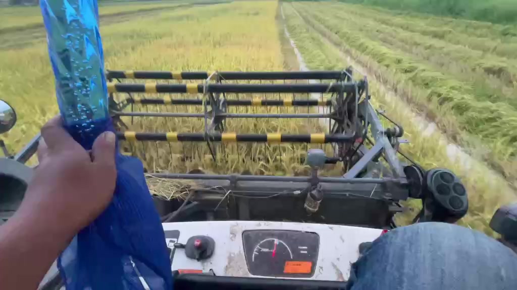 @តៃកុង វ័យក្មេង🌾🚜