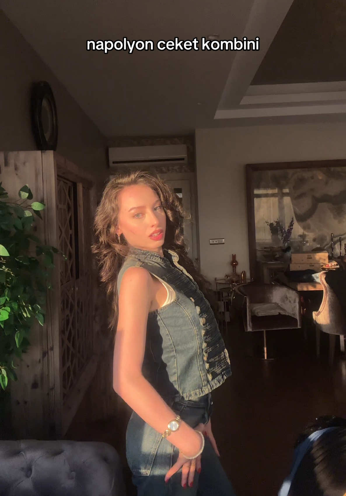 @azracerenguness