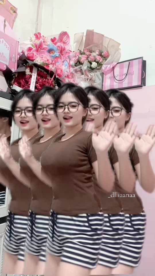 @adelyaa