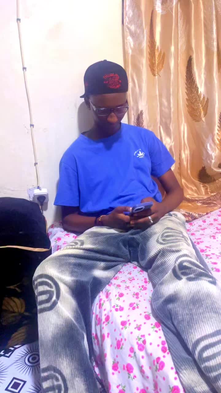 @Wizi Wôdô