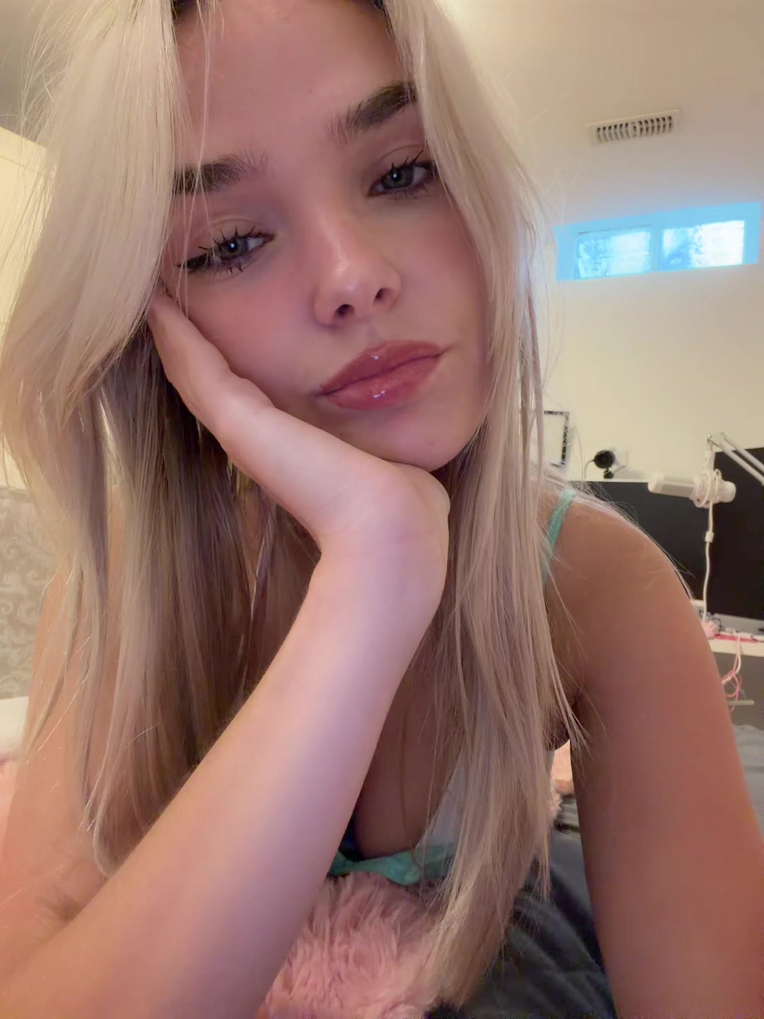 @chelzXD