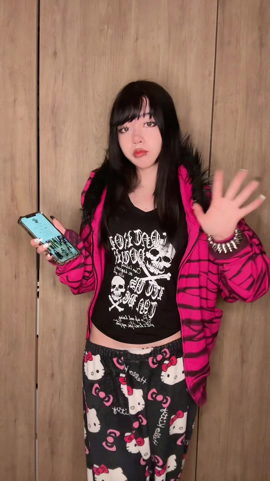 @Jazlyn (。・ω・。)