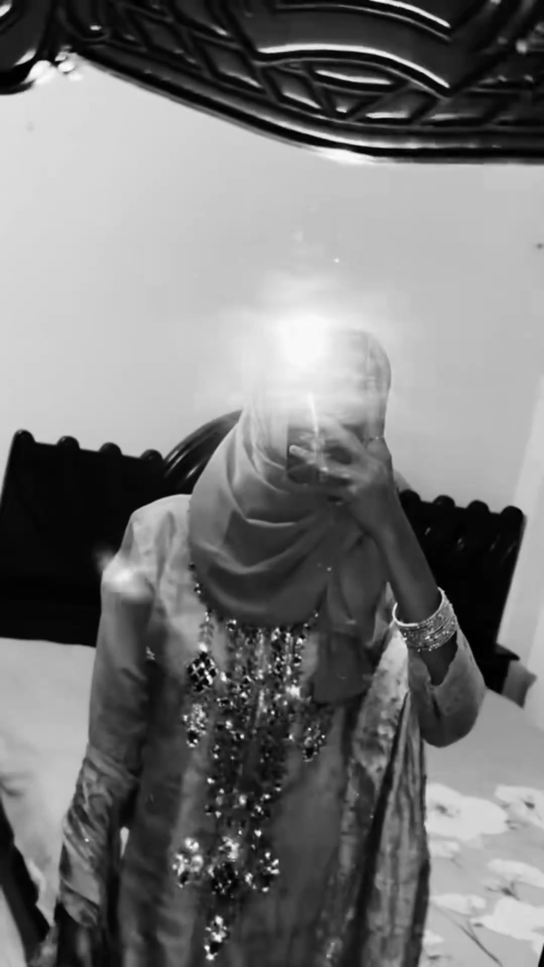 @STUDENT of LAWYE👰♀️নিহা👰♀️
