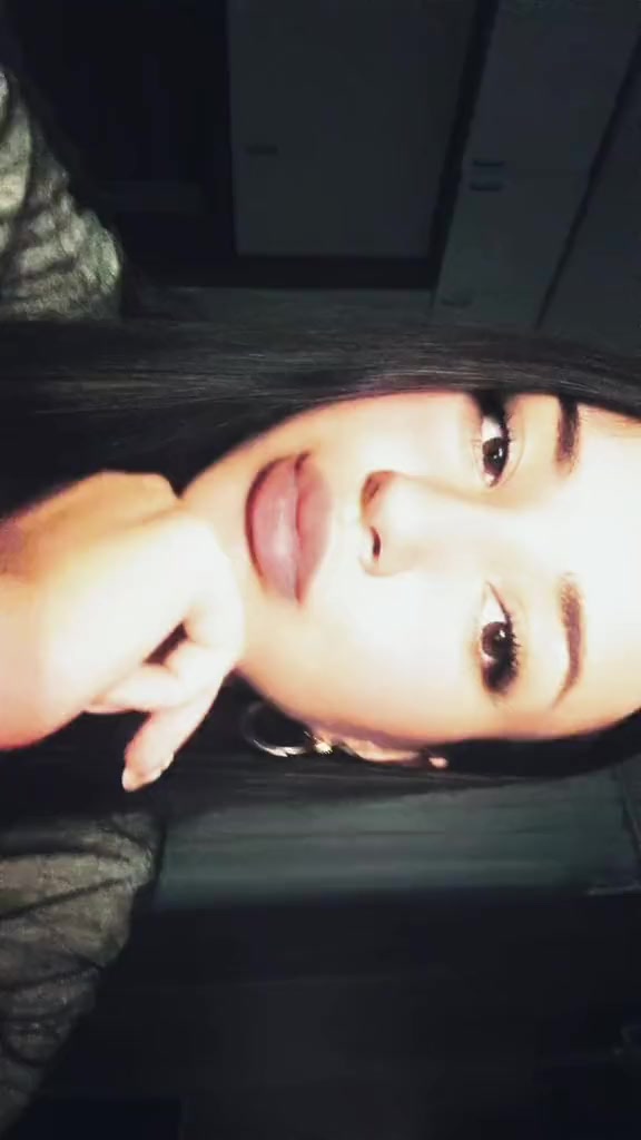 @𝙣𝙞𝙣𝙖