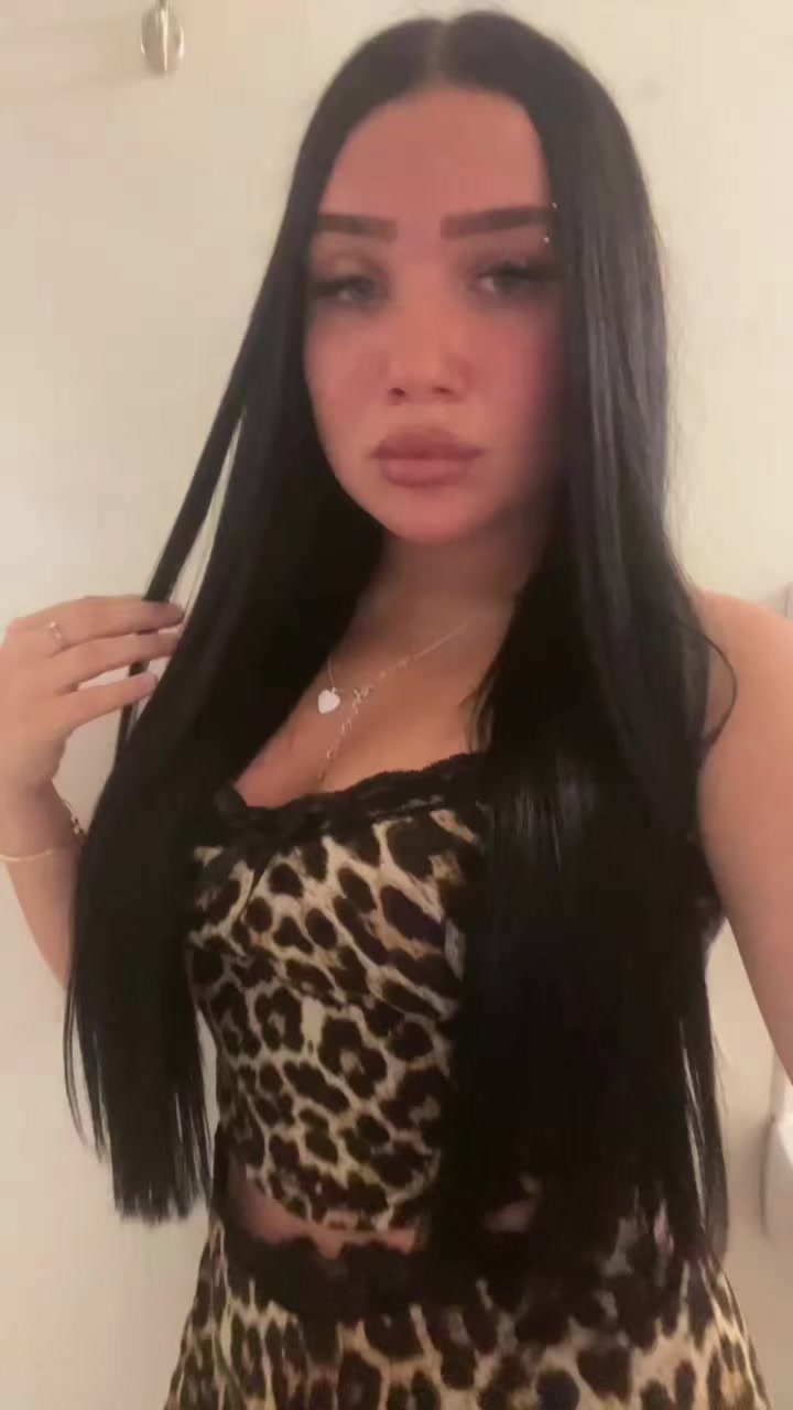 @anya