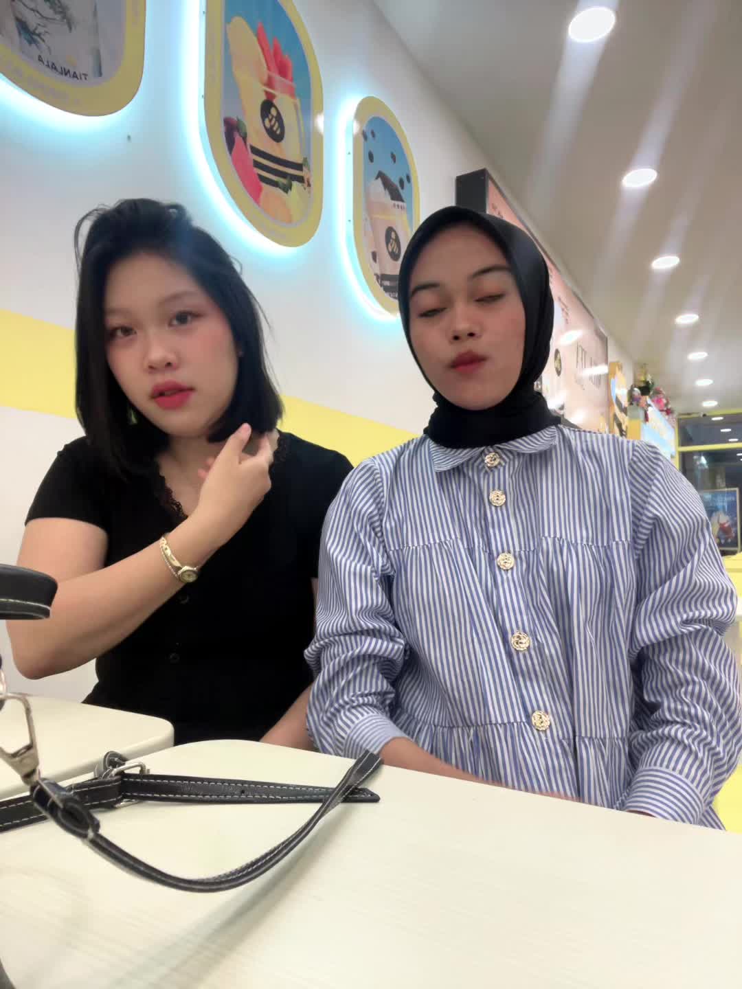 @yana