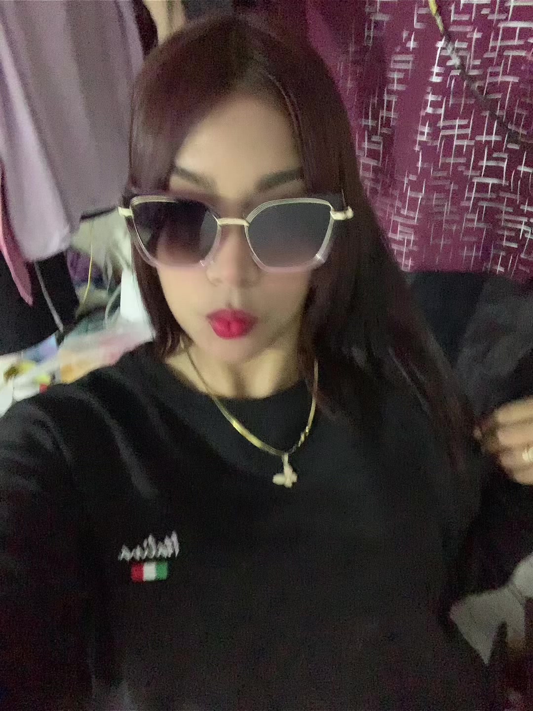 @Victoria👅