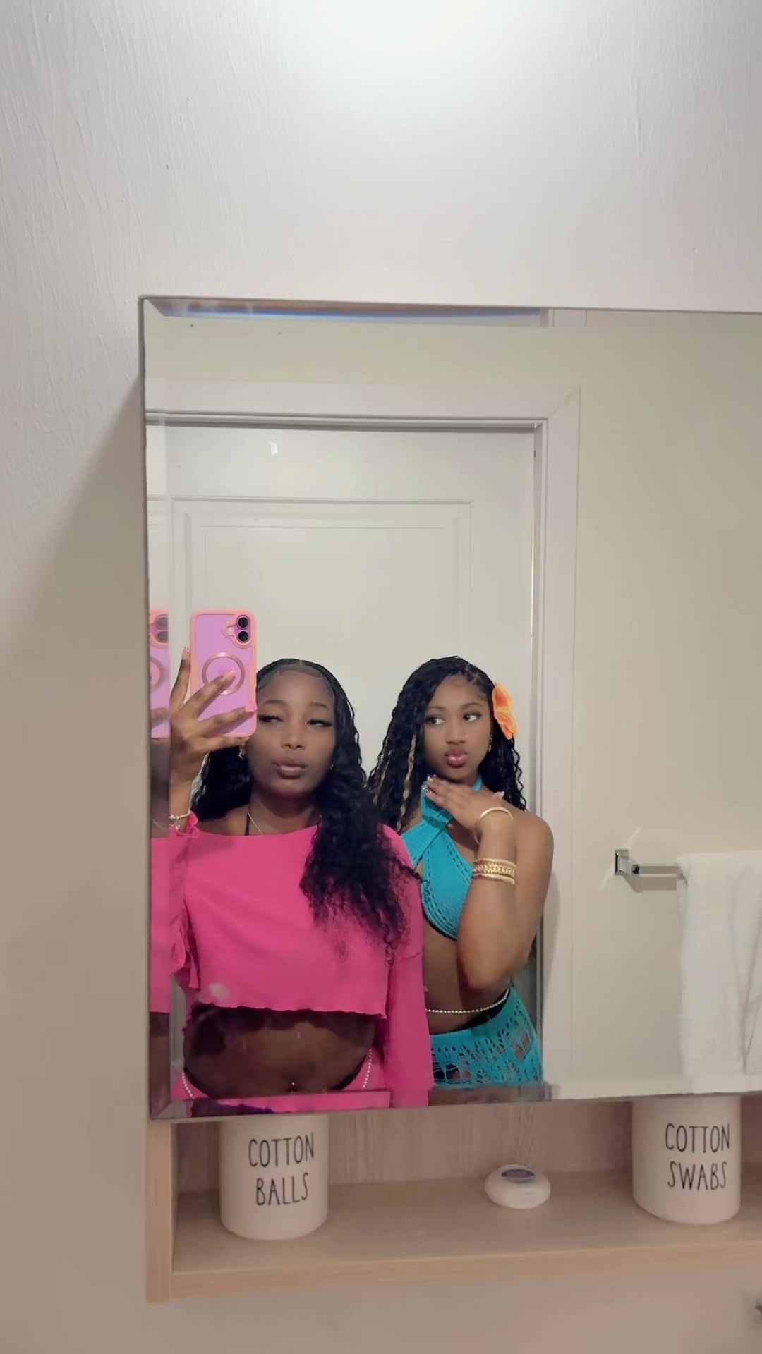 @N&atilde;ę🧸🤍