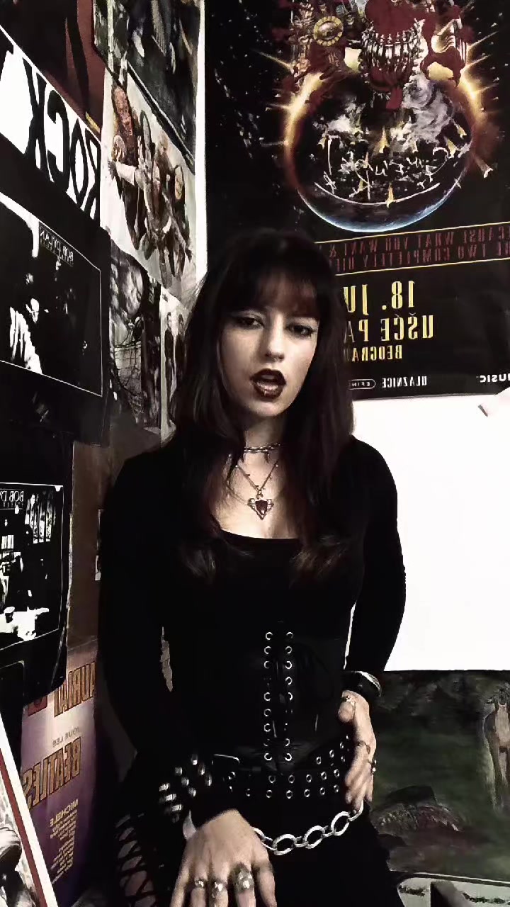 @Emilija🗡️