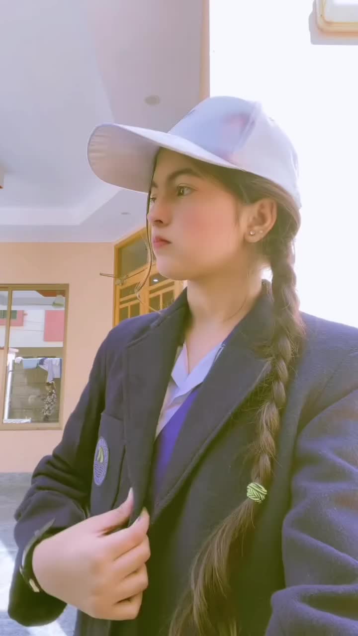 @𝐌𝐢𝐬𝐬 𝐌𝐞𝐞𝐫𝐚𝐛