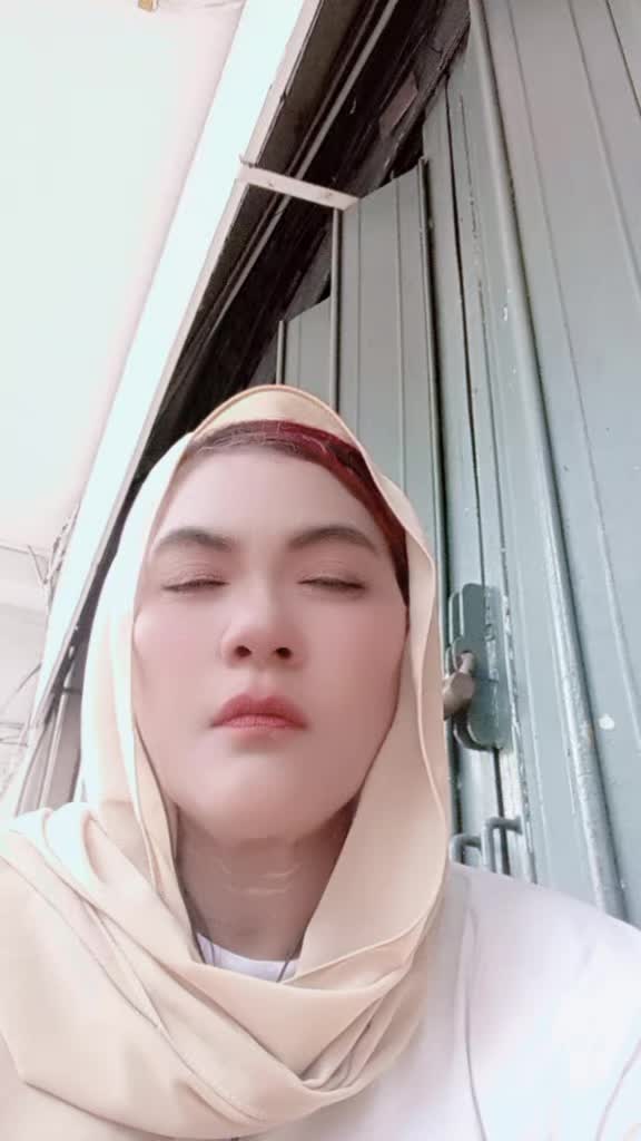 @lia