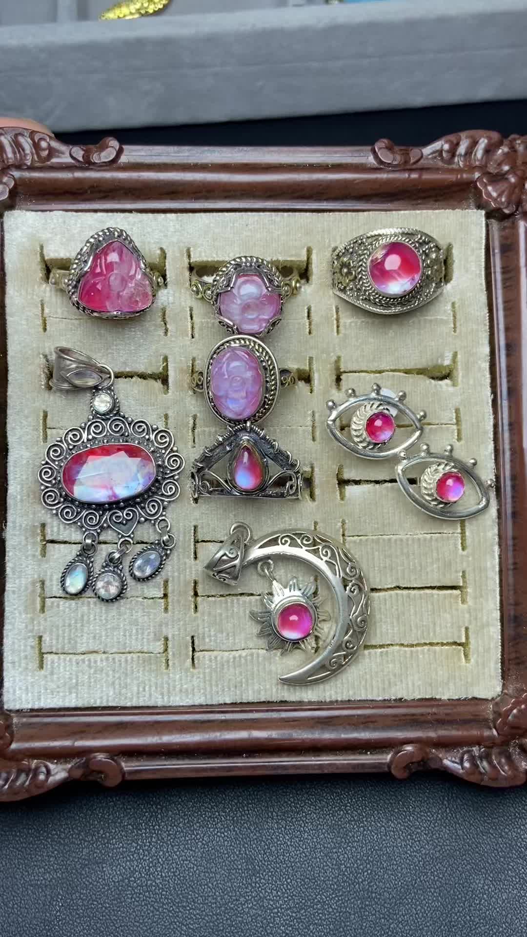 @Coco’s Jewelry