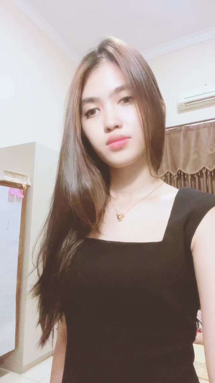 @⃟