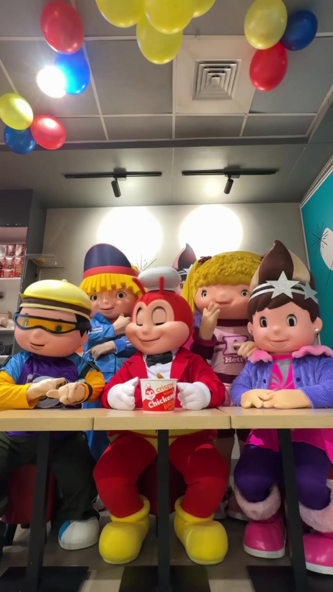 @Jollibee