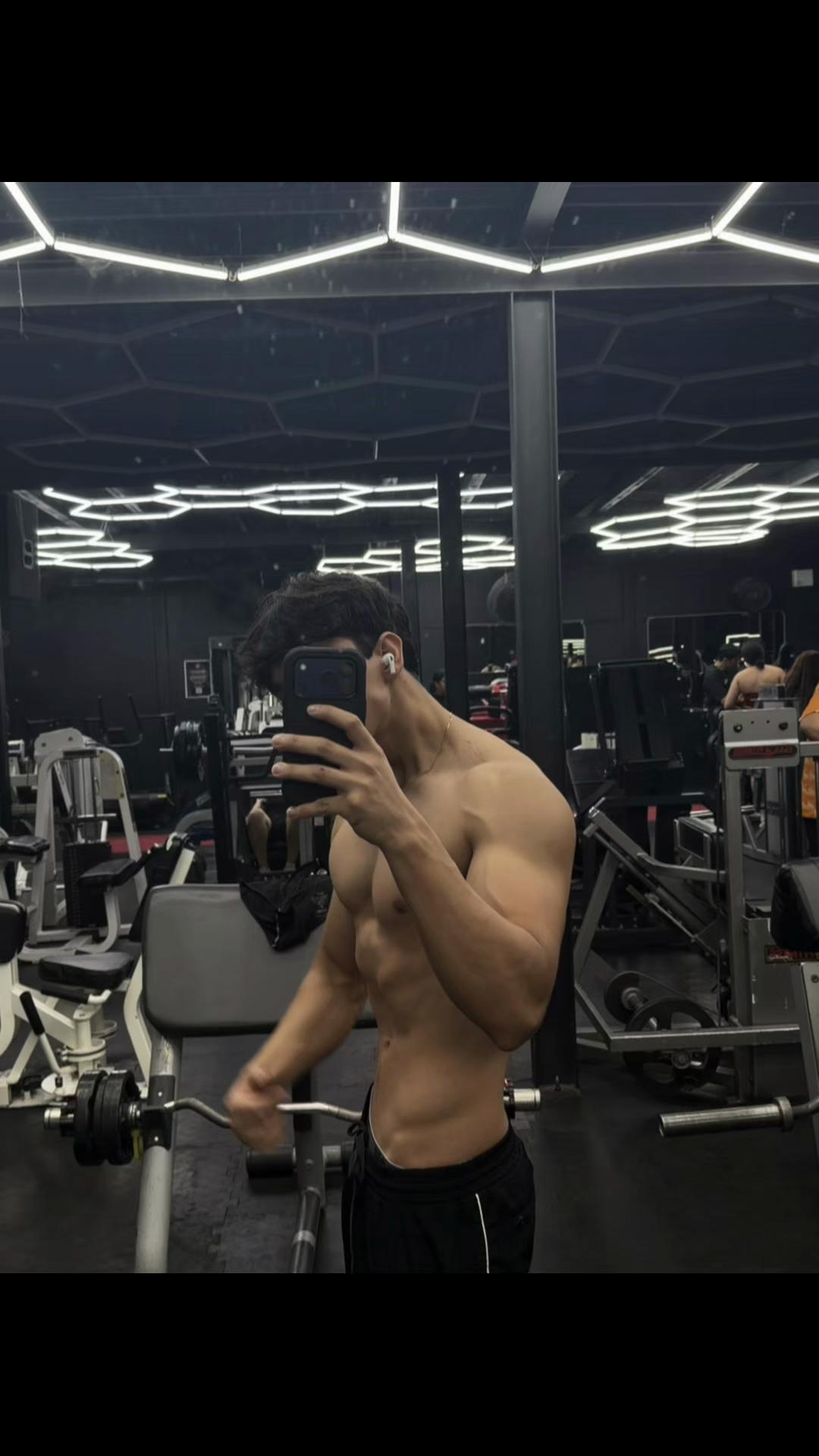 @Carloorrzz