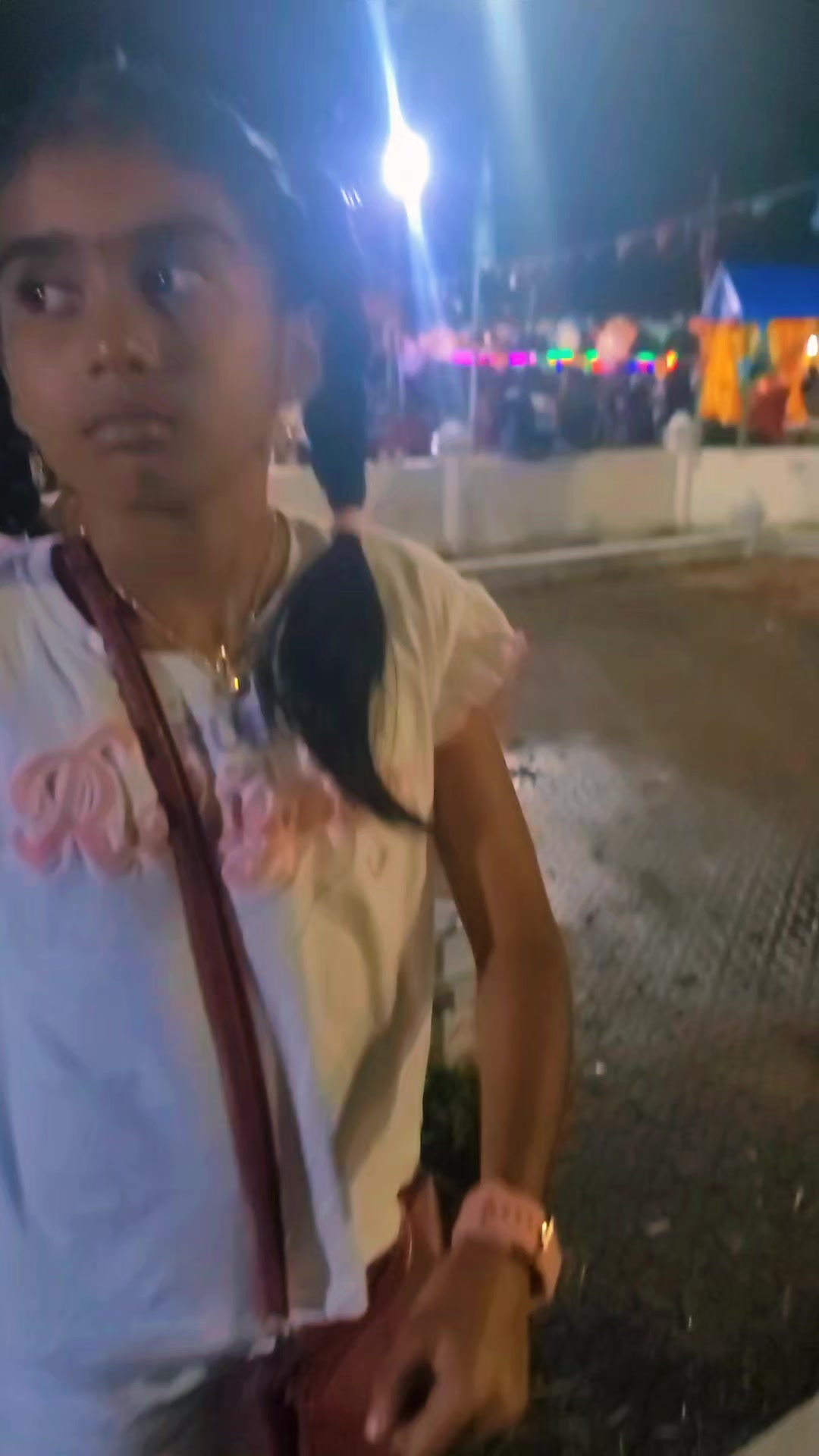 @Ash. (" ;")👋