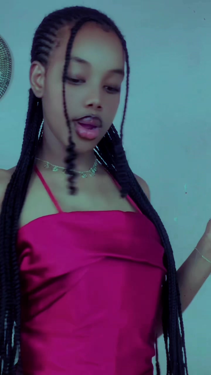 @Pretty——Linda 🫂🤤❤️🩹