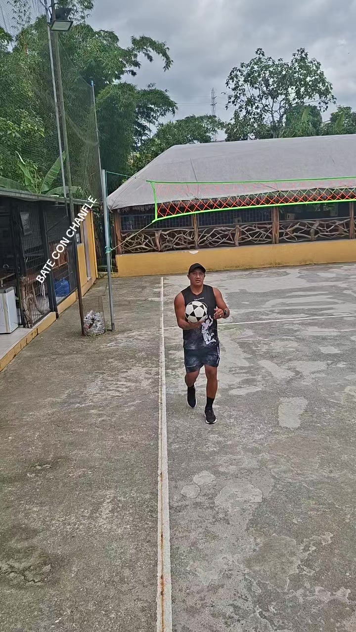 @Entrenador Augusto Velasco Ecu