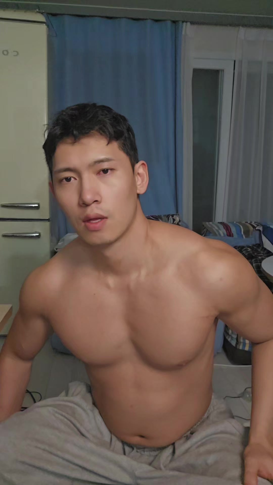@๐Hyeon_EE๐