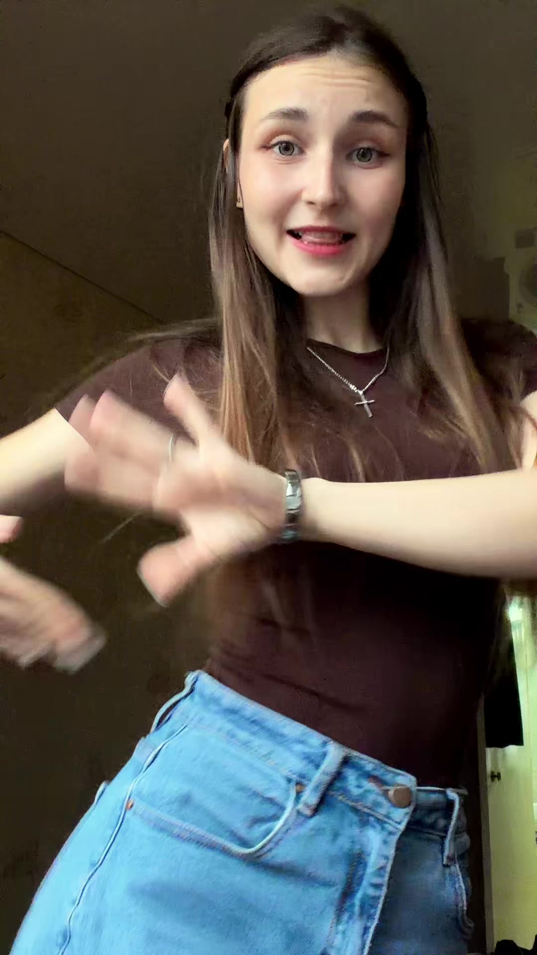 @vikysixx