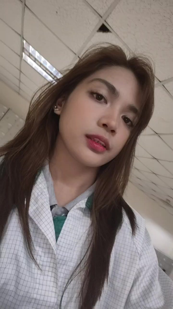 @Izellaikay