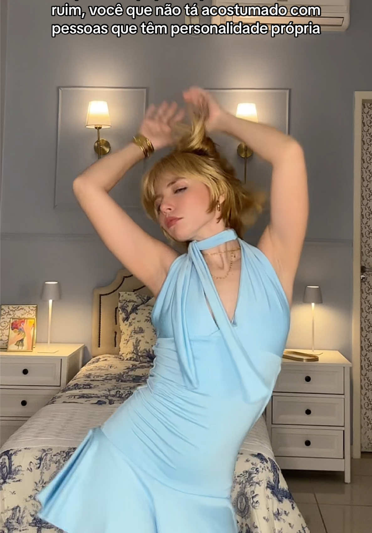 @𝐌