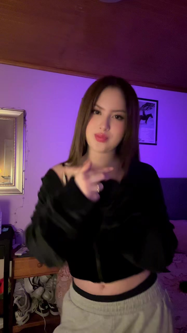 @๐๐๐ข๐๐ ๐๐๐๐๐๐