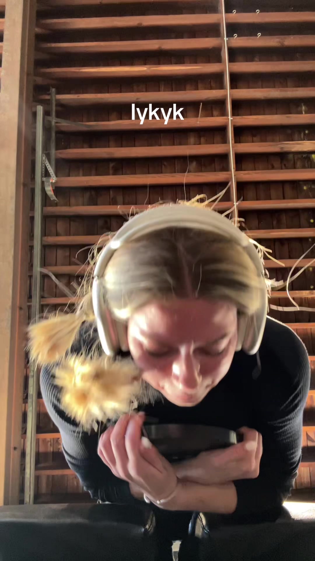 @brokeblondee