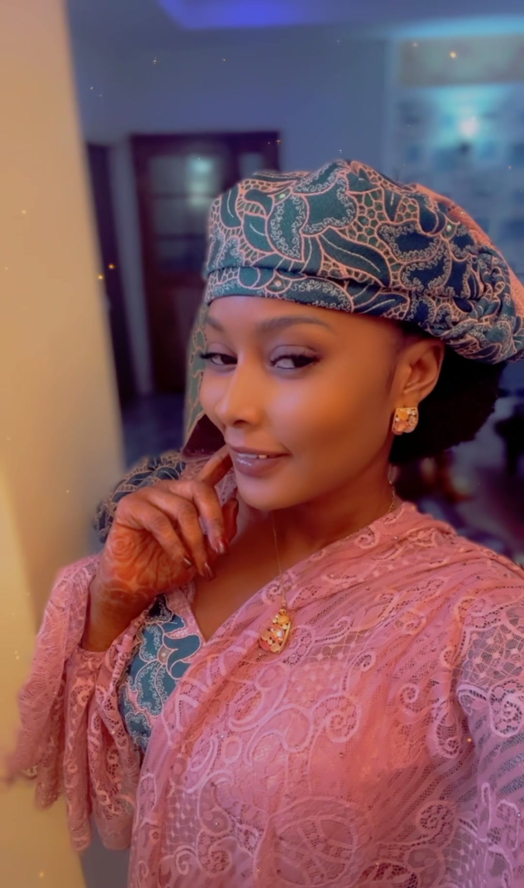 @Hauwa Ayawa