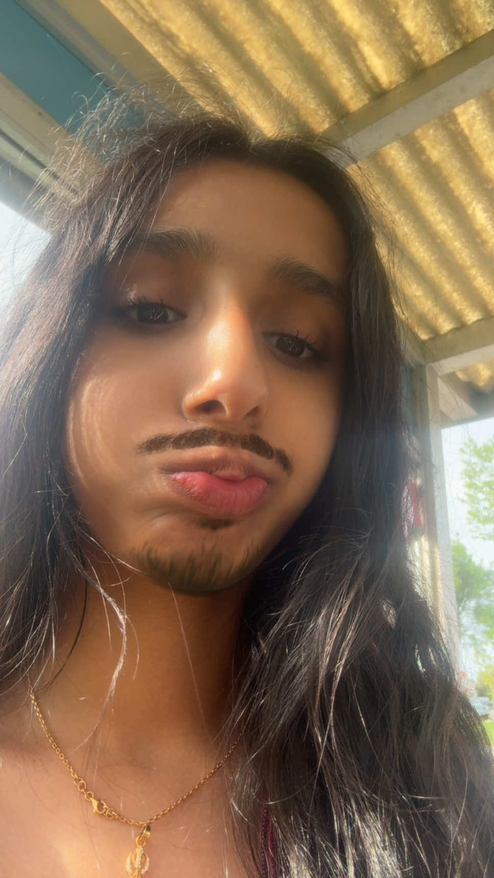 @☬