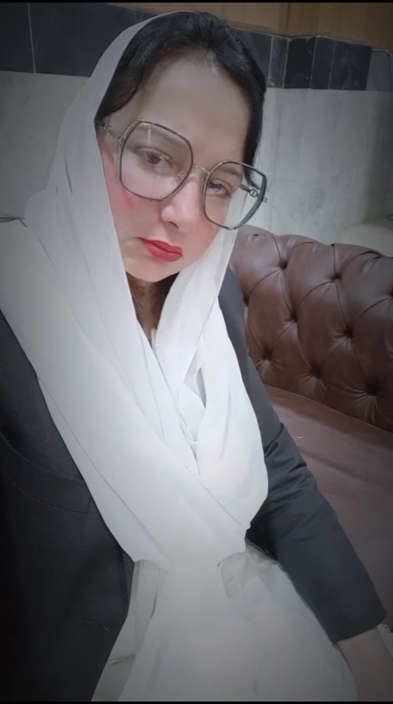 @farzana Javed advocate ❤️❤️