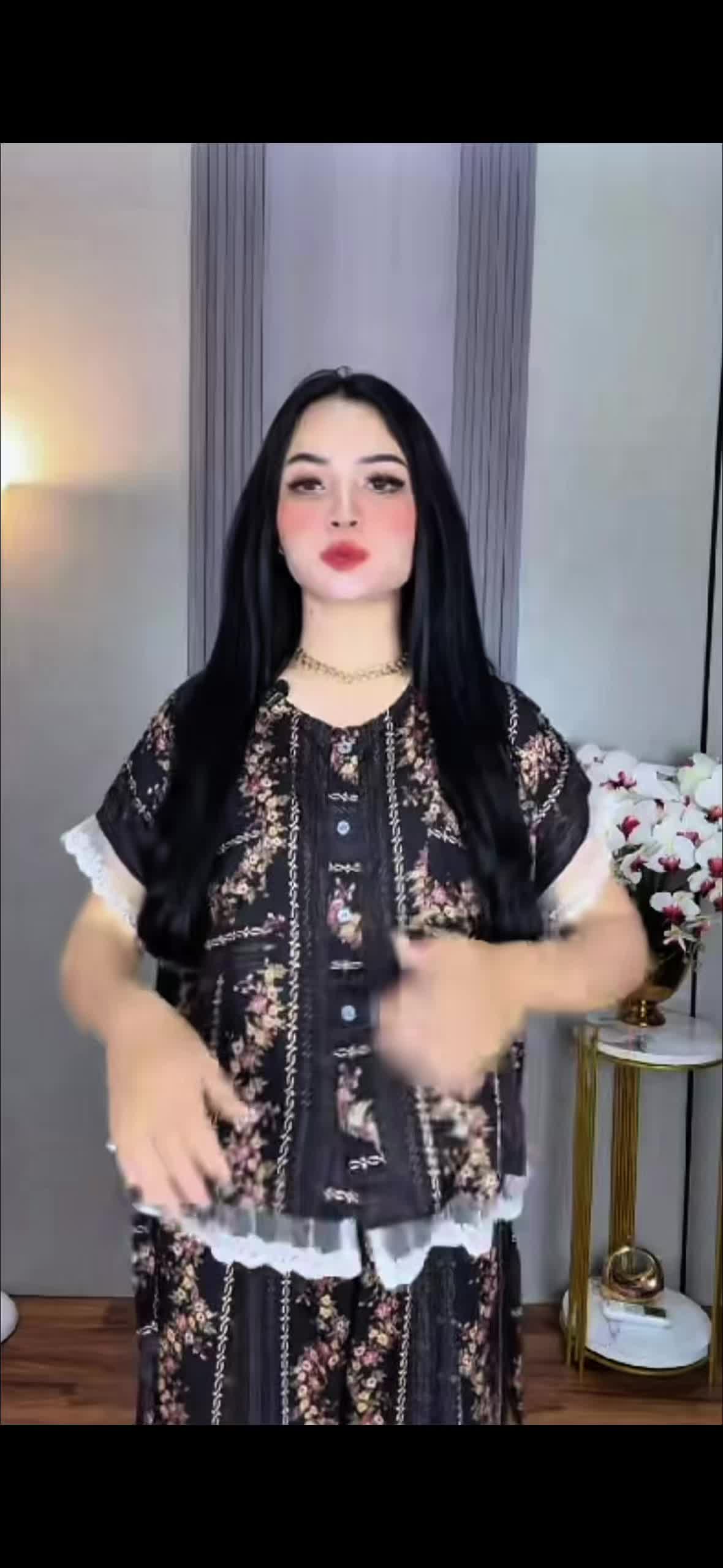 @nailakharisma4