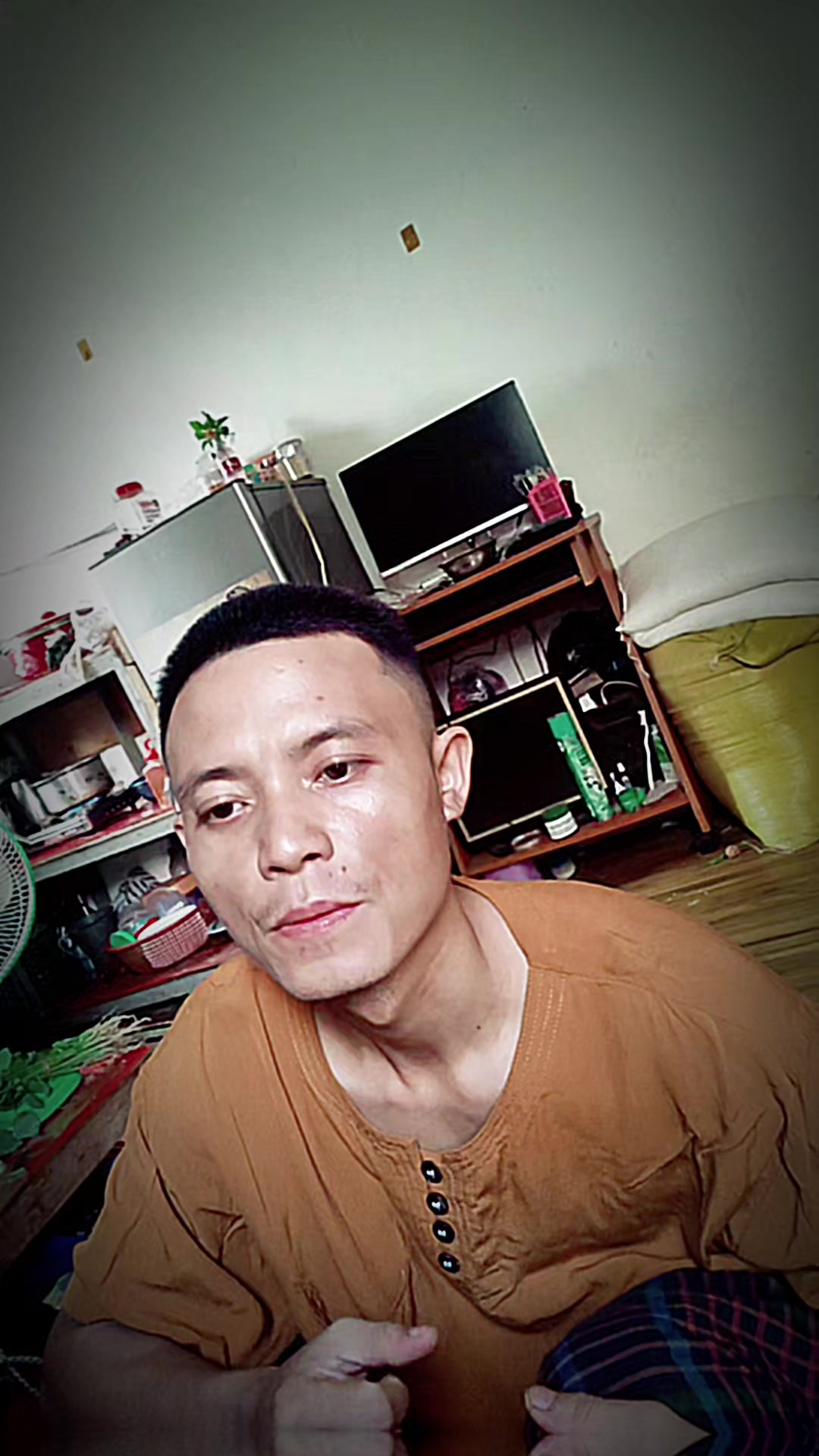 @လူ့ဂွစာ  {Thu ya Oo}