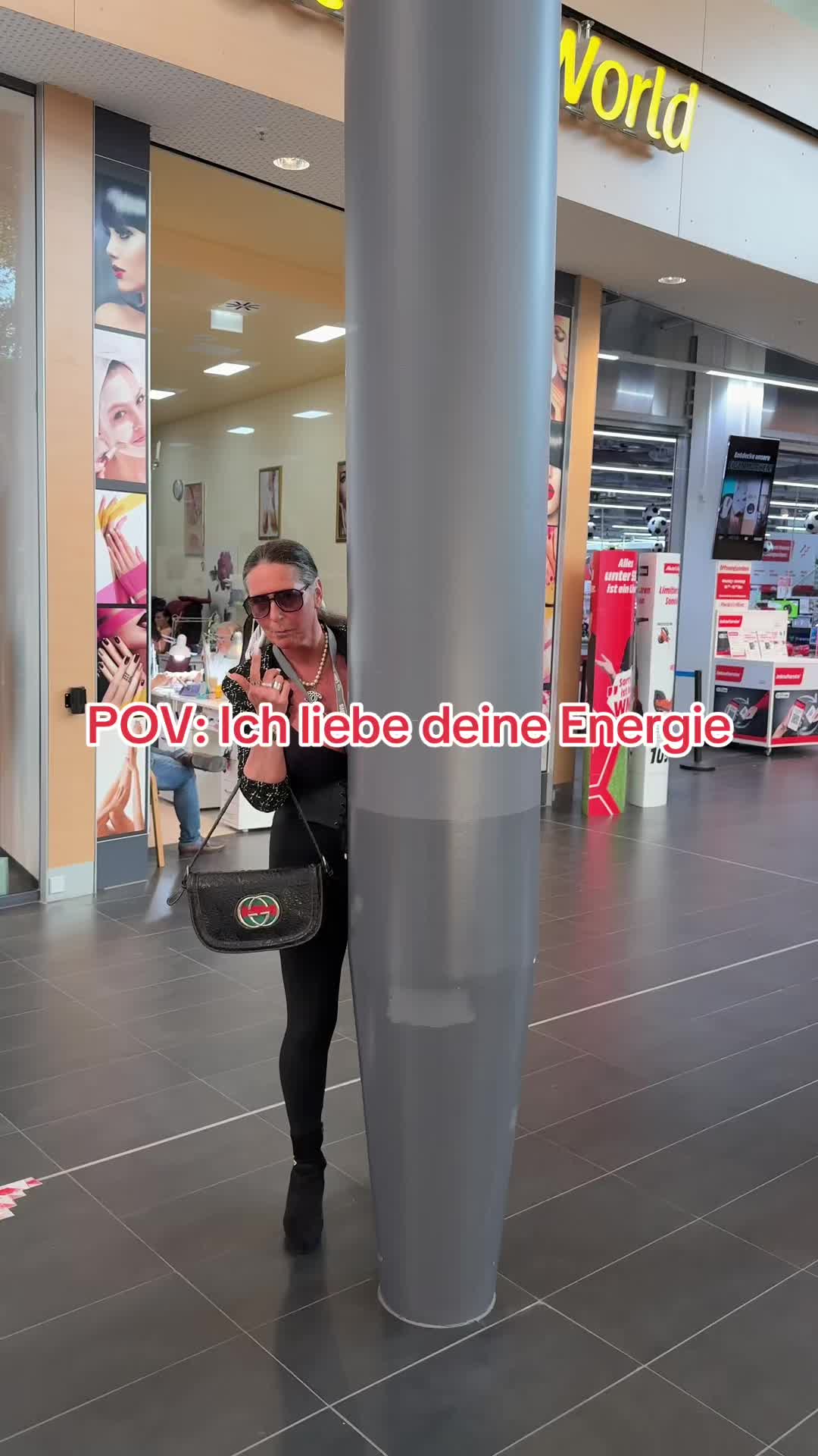 @Carla Lagerfeld