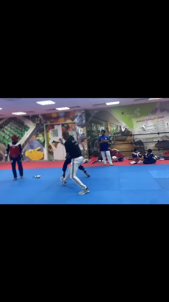 @مهرج كركور العجوز
