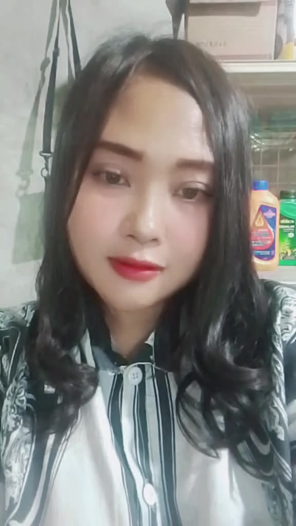 @putriastriani