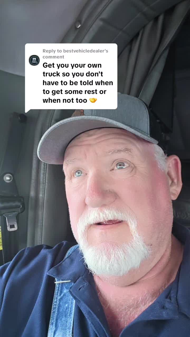 @BearTheVoice3 (Barry Mathews)