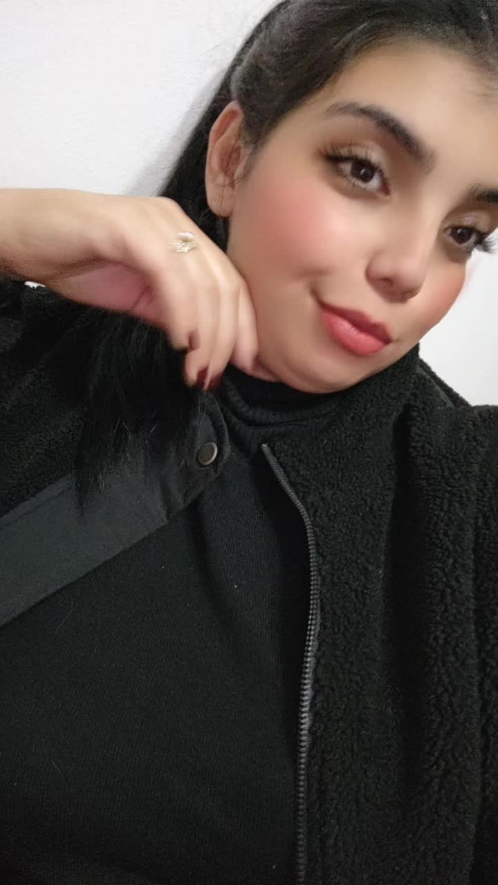 @Ikram wolfie 🧛♀️