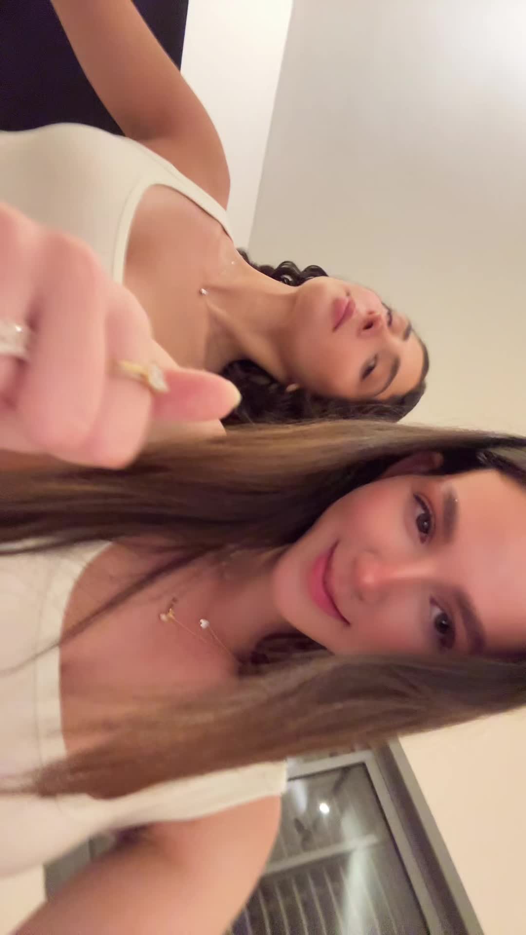 @Mia Deutsch