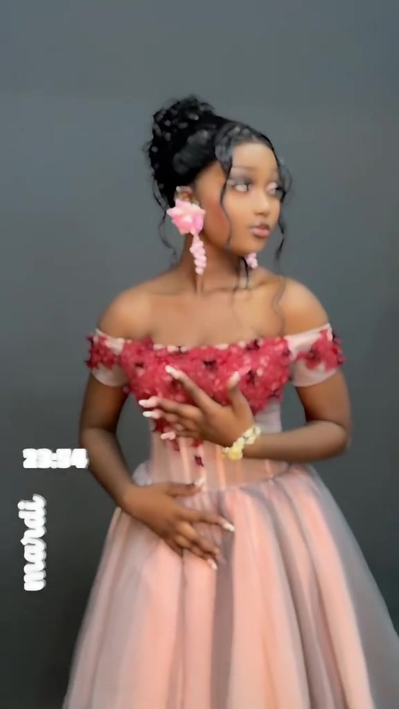 @Erika 🥰🦋❤️