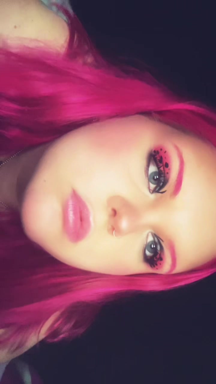 @Niki <3