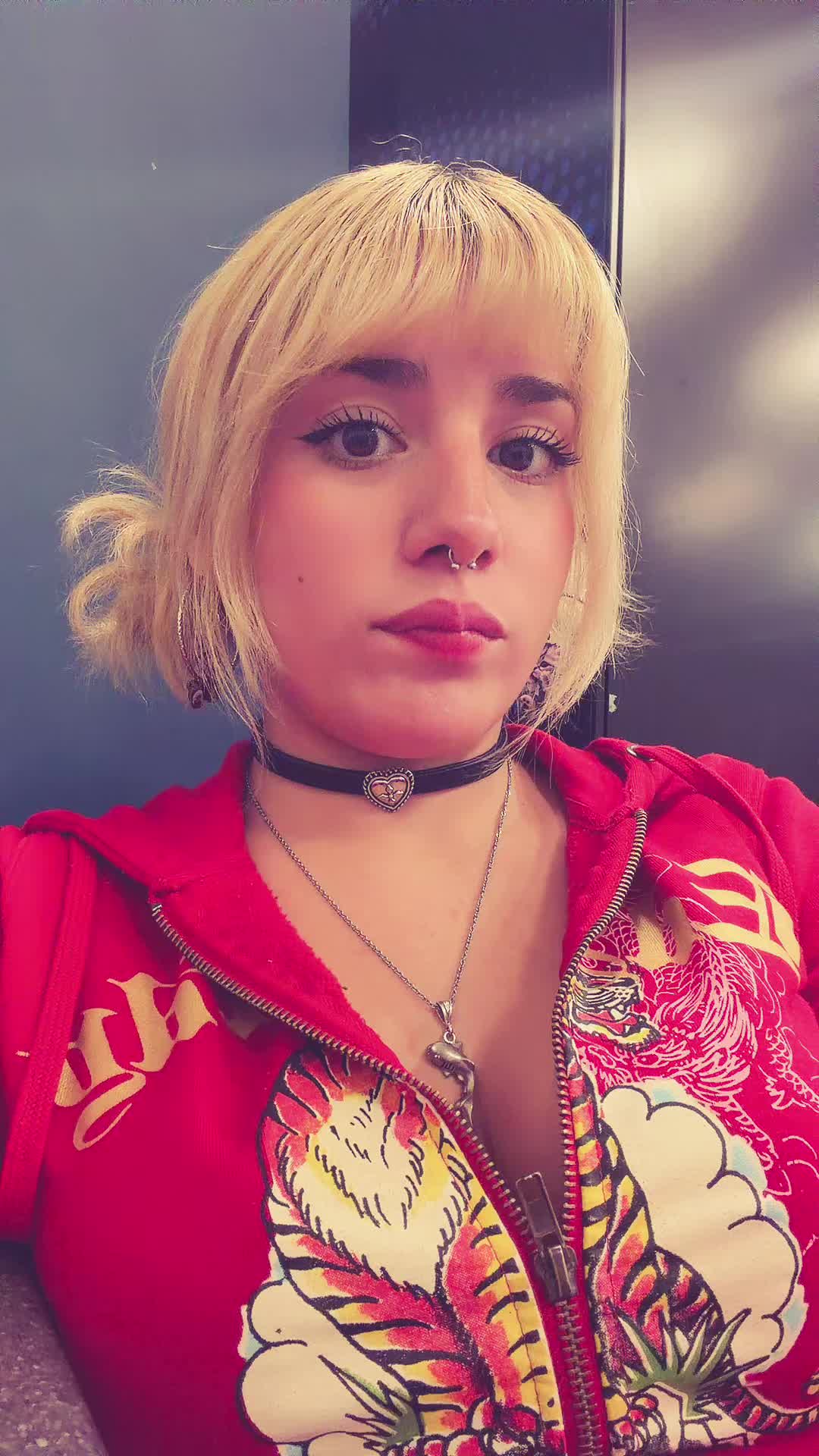 @moonsharkk