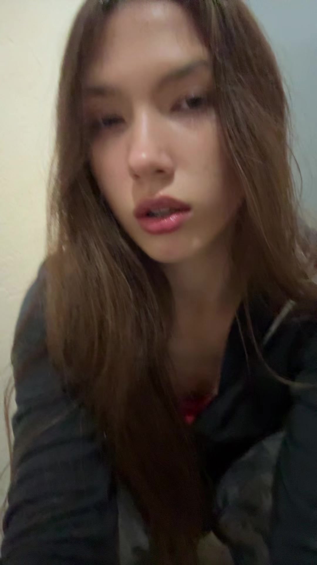 @официантка в баре