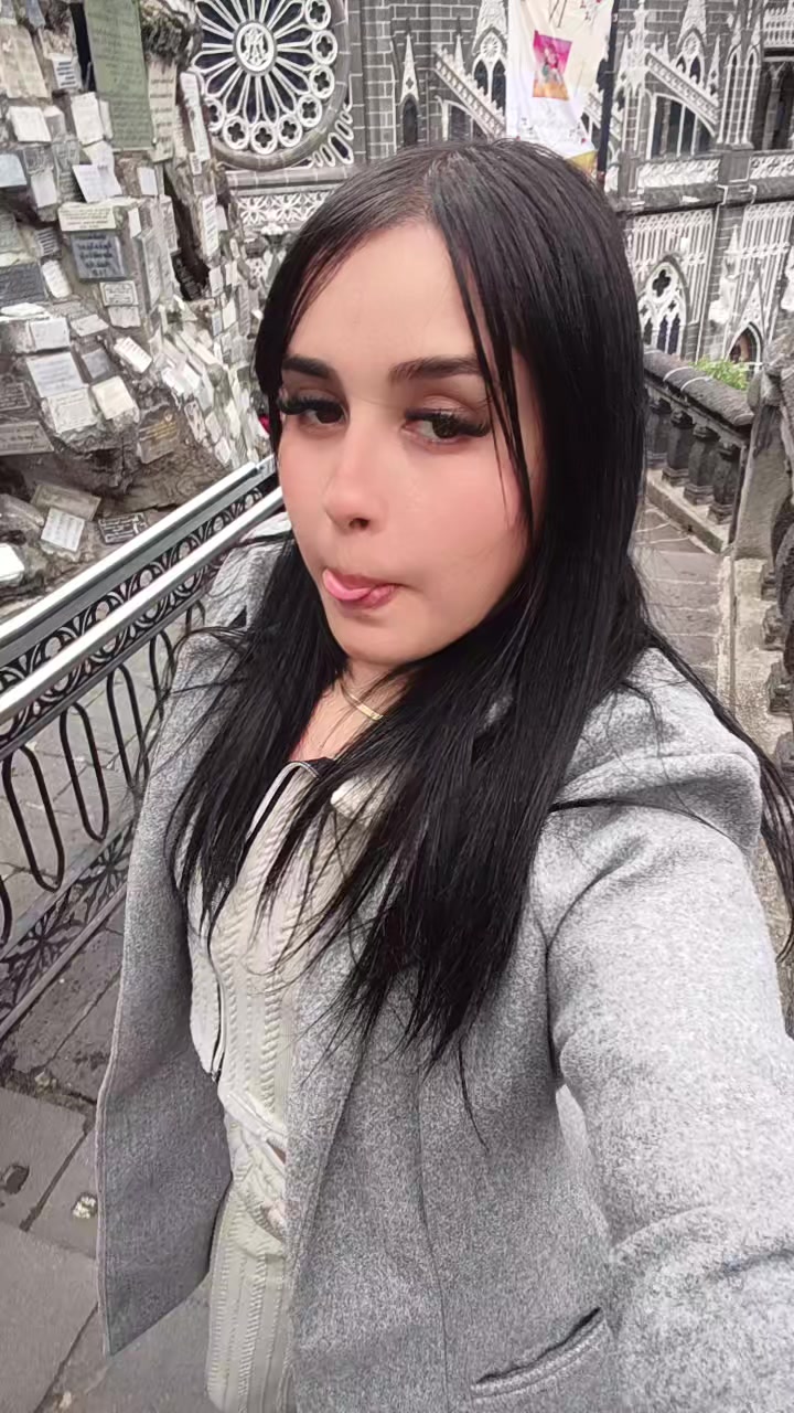 @️
