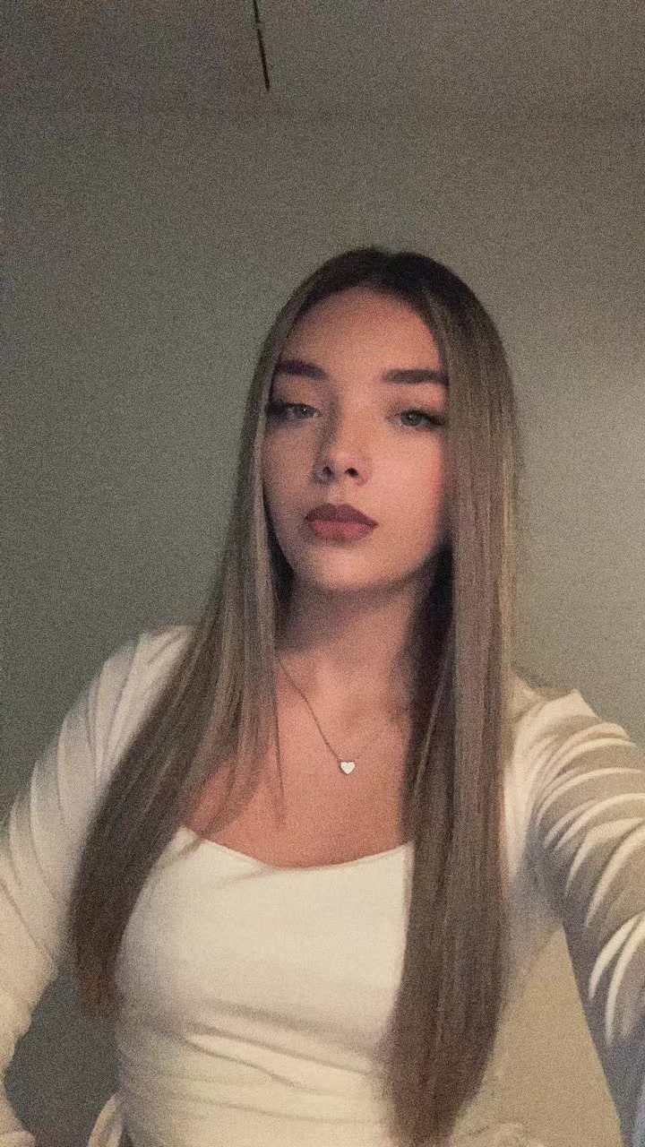 @𝒱𝑀